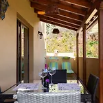 Casa Bora *